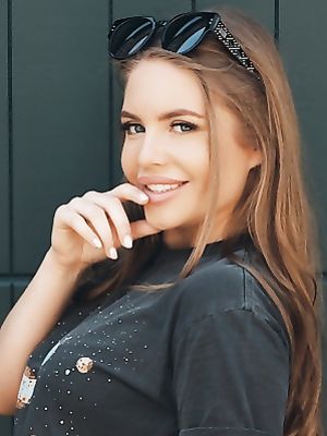 Алессандра Джейн