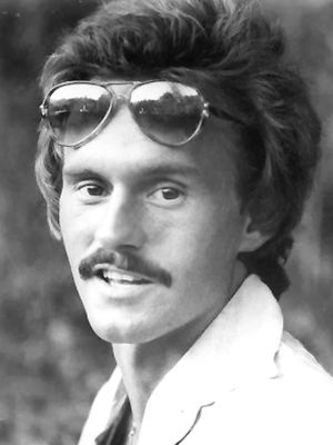 Джои Силвера