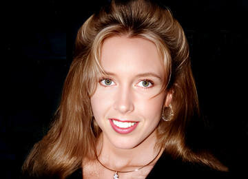 Виктория Пэрис