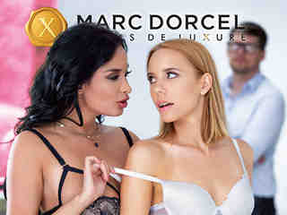 Посвящение в домохозяйки (2019)